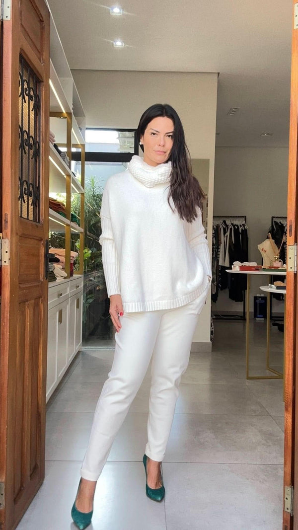 Blusa Essen Com Gola Off White Ambicione By Anselmi